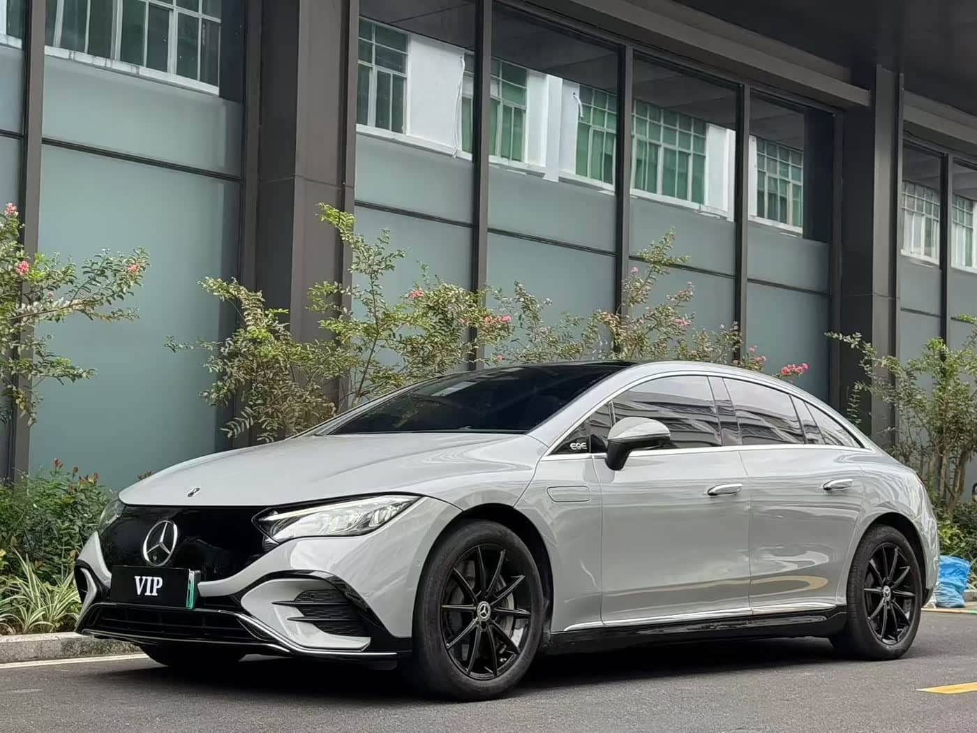 Mercedes-Benz EQE