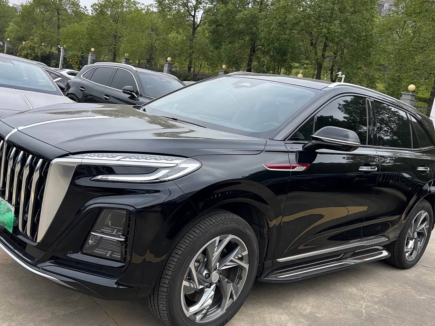Hongqi HS3 PHEV
