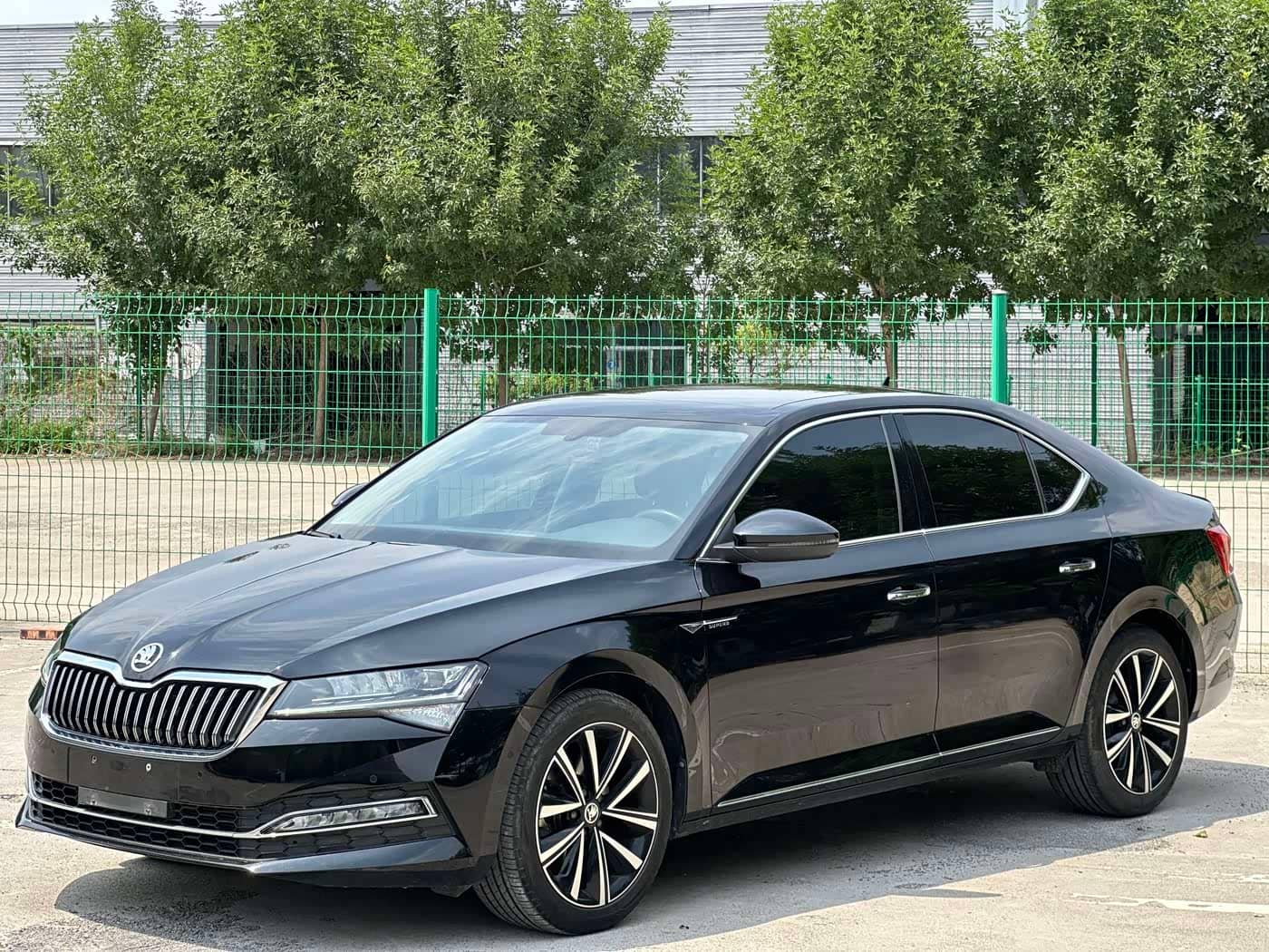 Škoda Superb