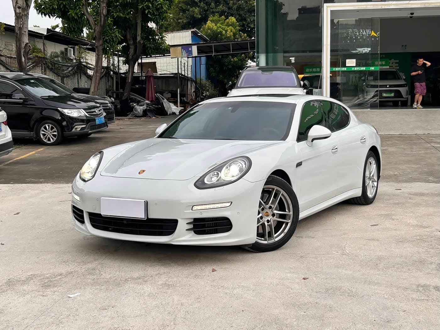 Porsche Panamera