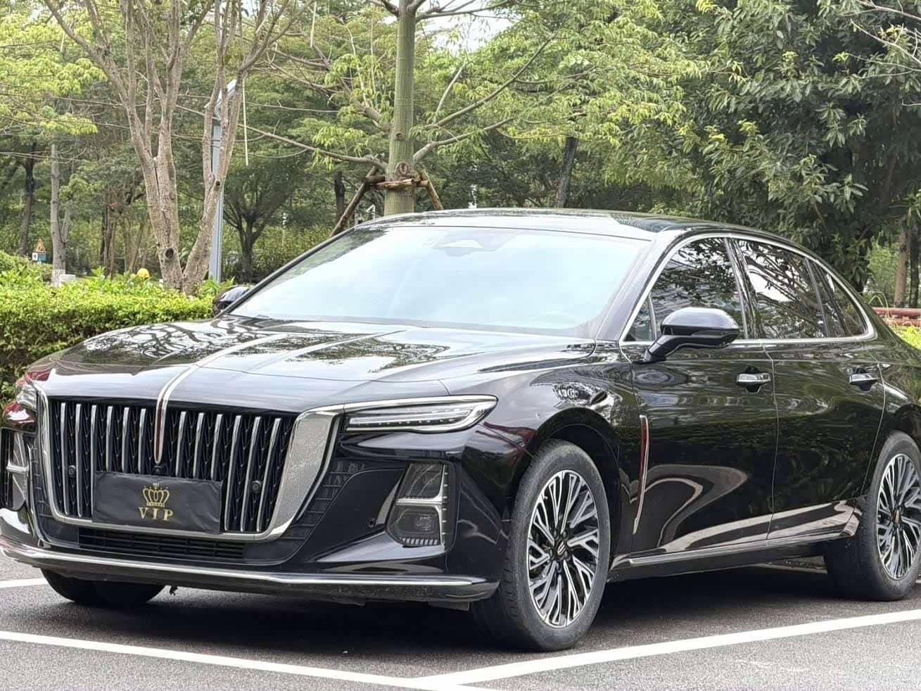 Hongqi H5