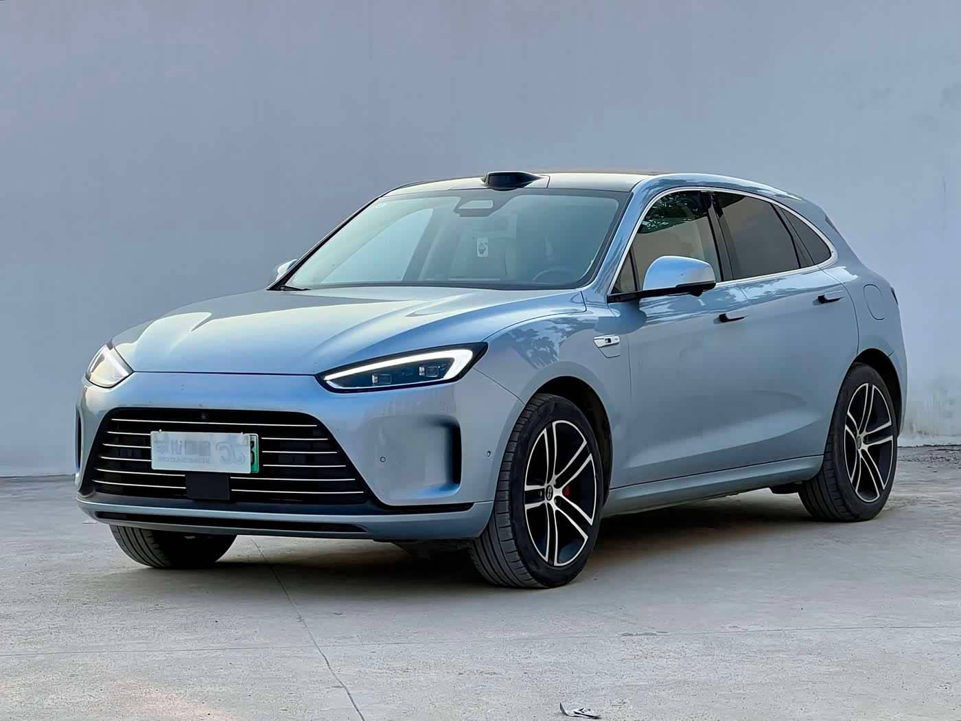 AITO Wenjie AITO M5