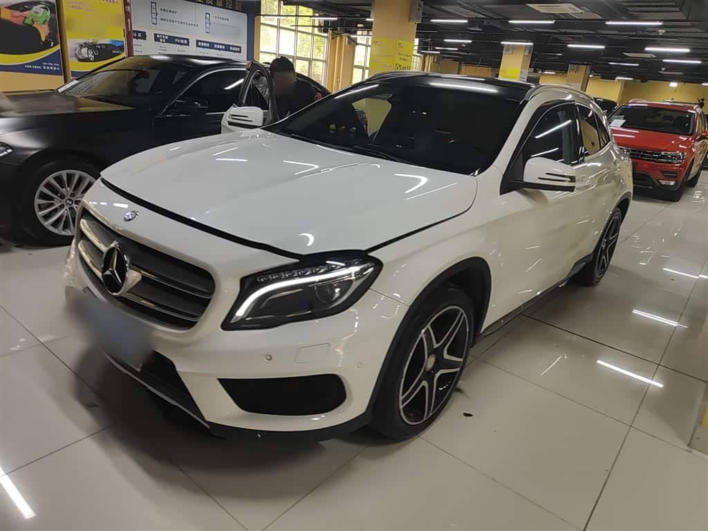 Mercedes-Benz GLA