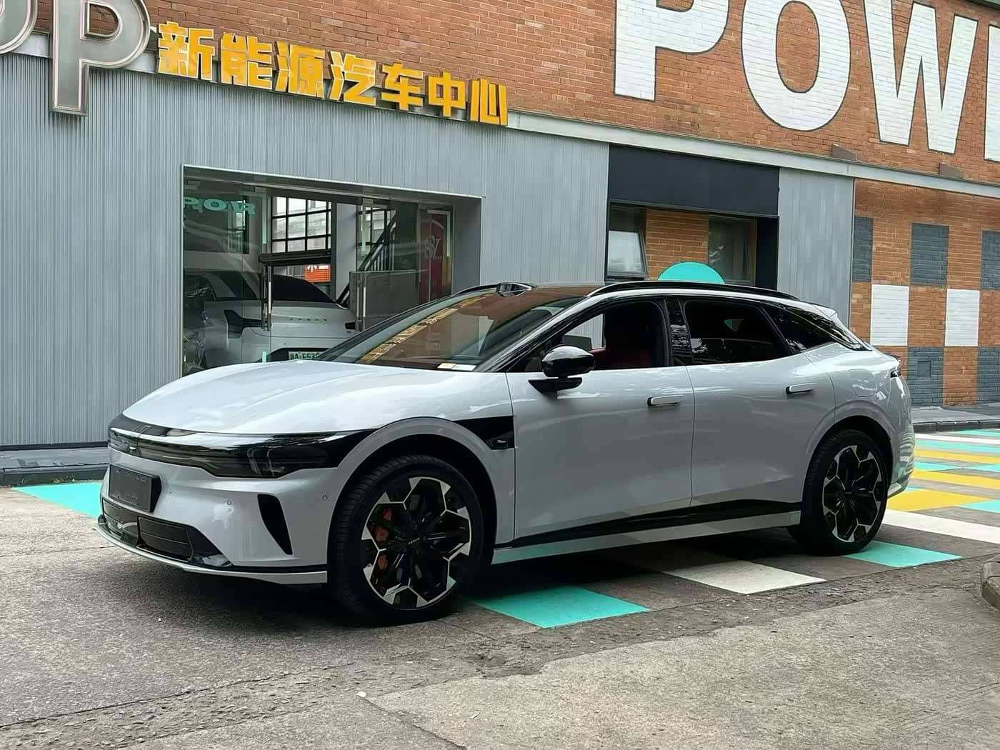ZEEKR 007GT