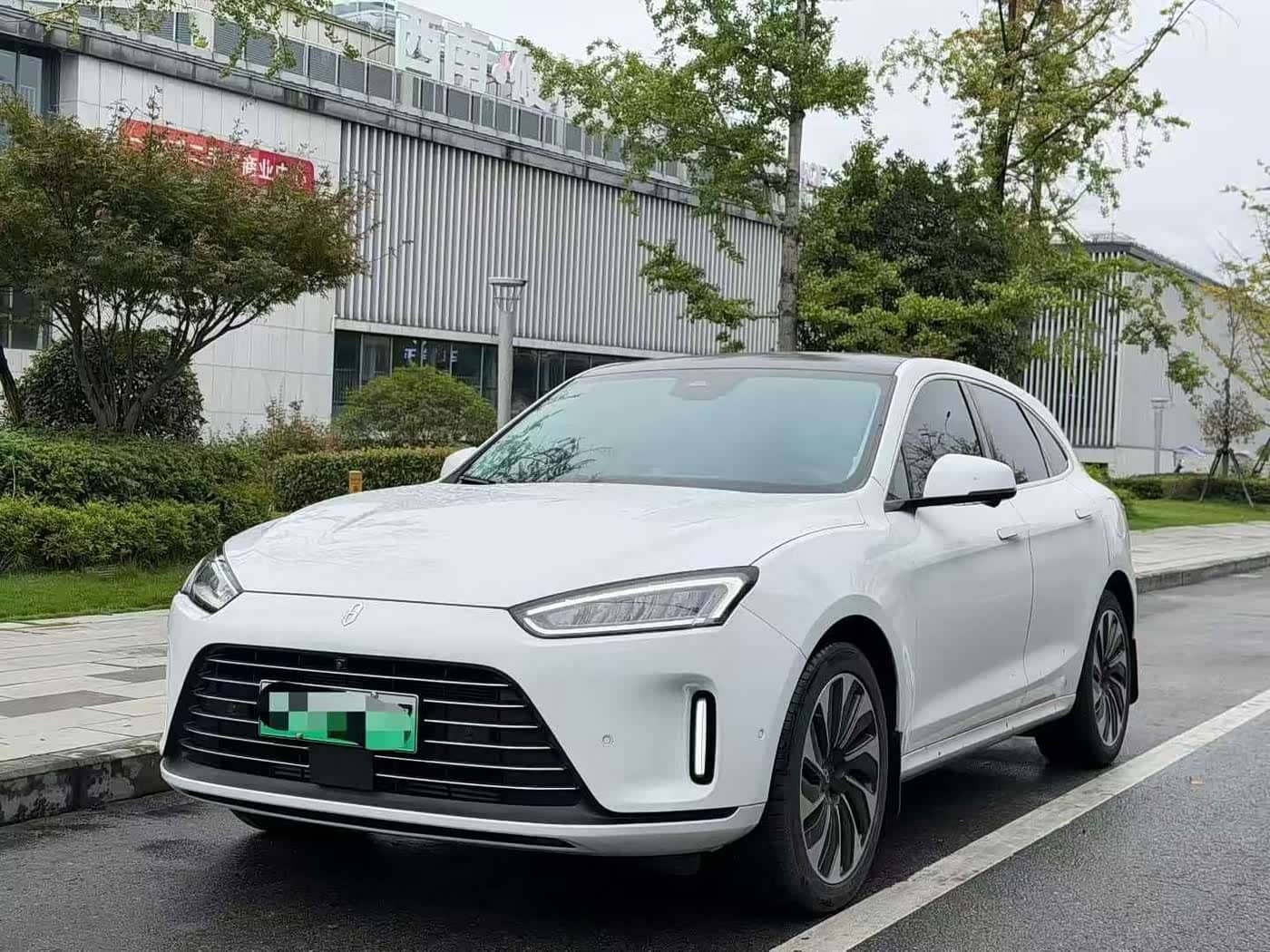AITO Wenjie AITO M5