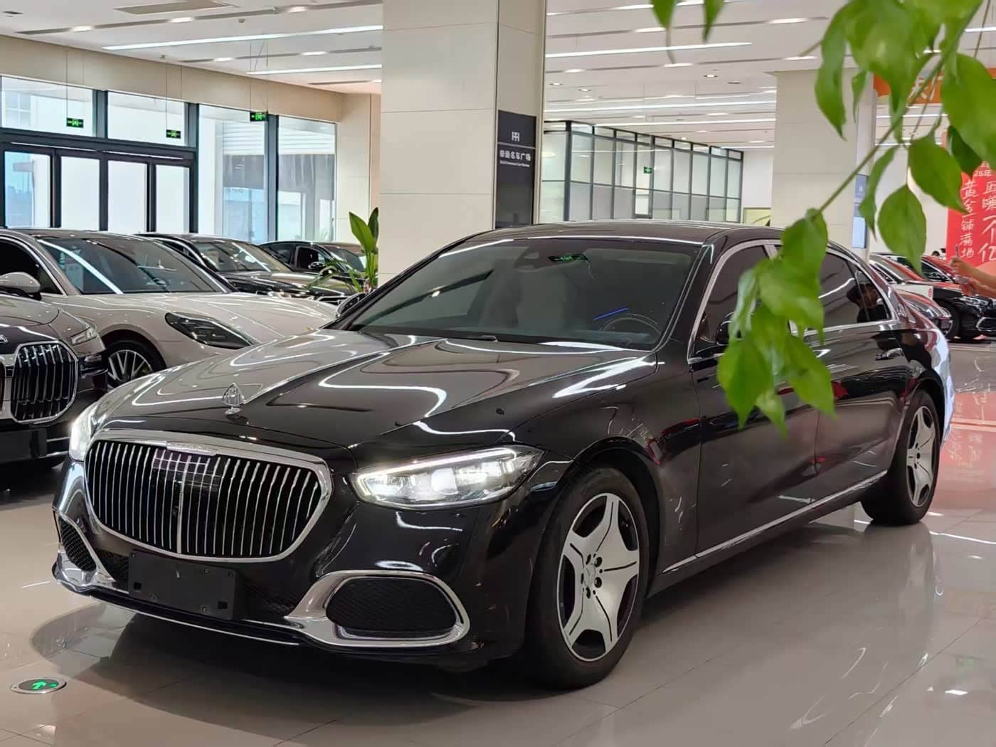Mercedes-Benz Maybach S-Class