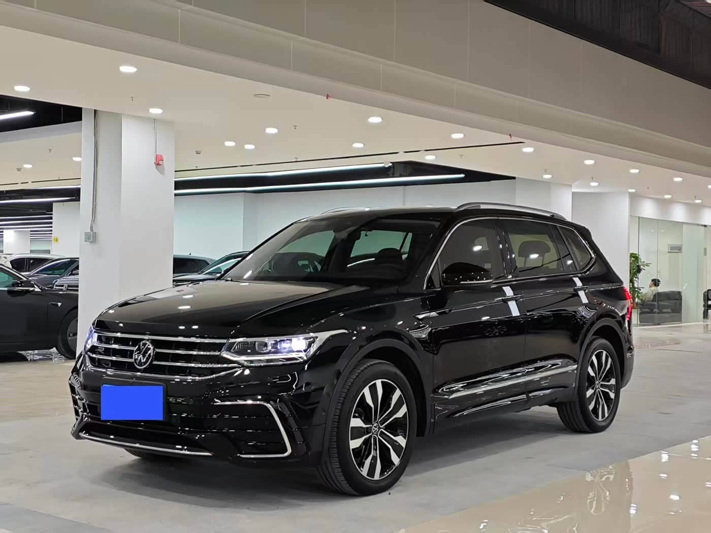 Volkswagen Tiguan L
