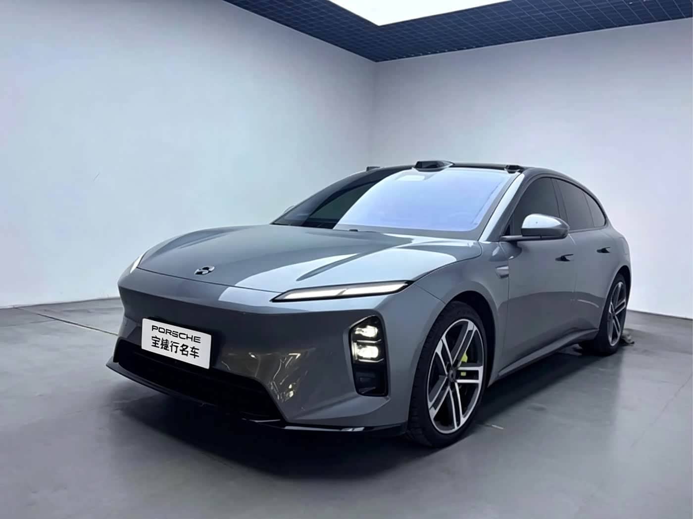 NIO ET5T