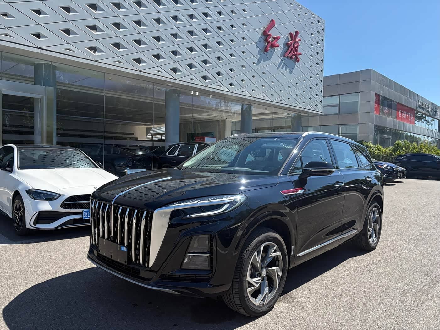 Hongqi HS3 PHEV