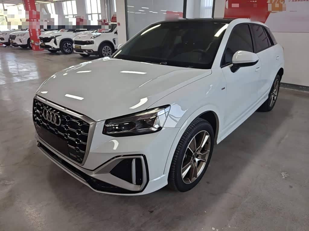 Audi Q2L