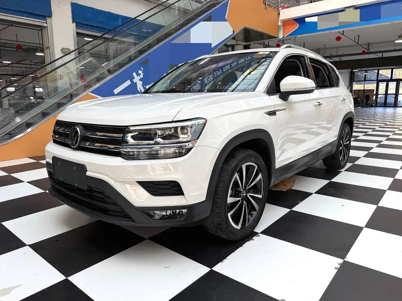 Volkswagen Tharu