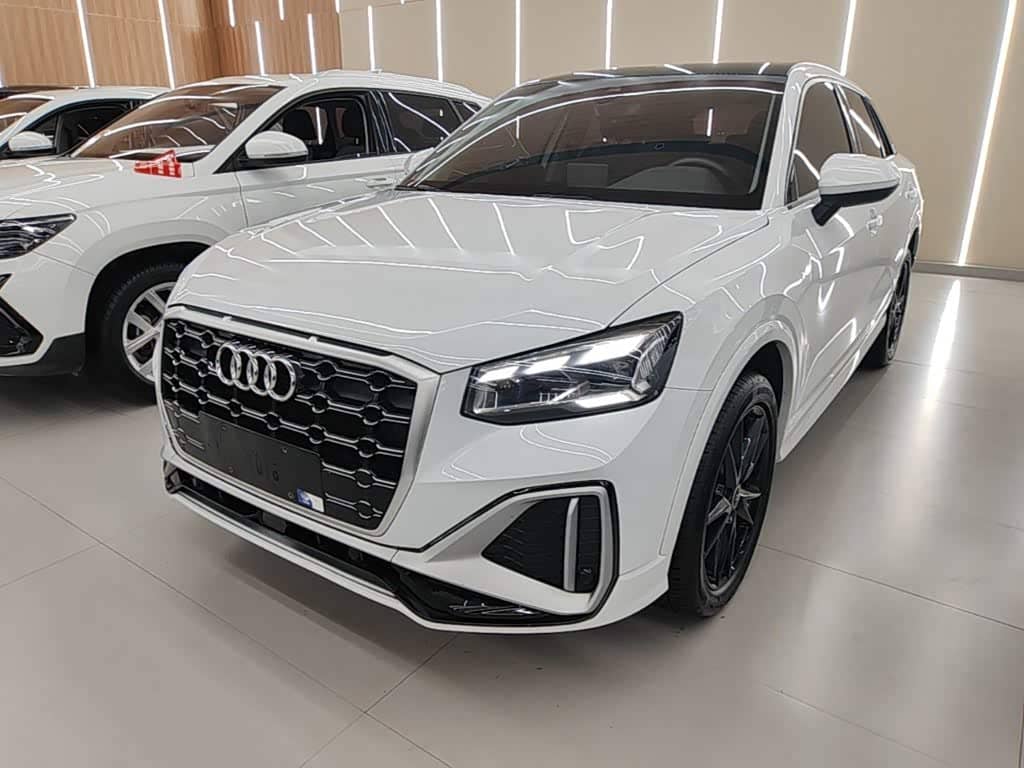 Audi Q2L