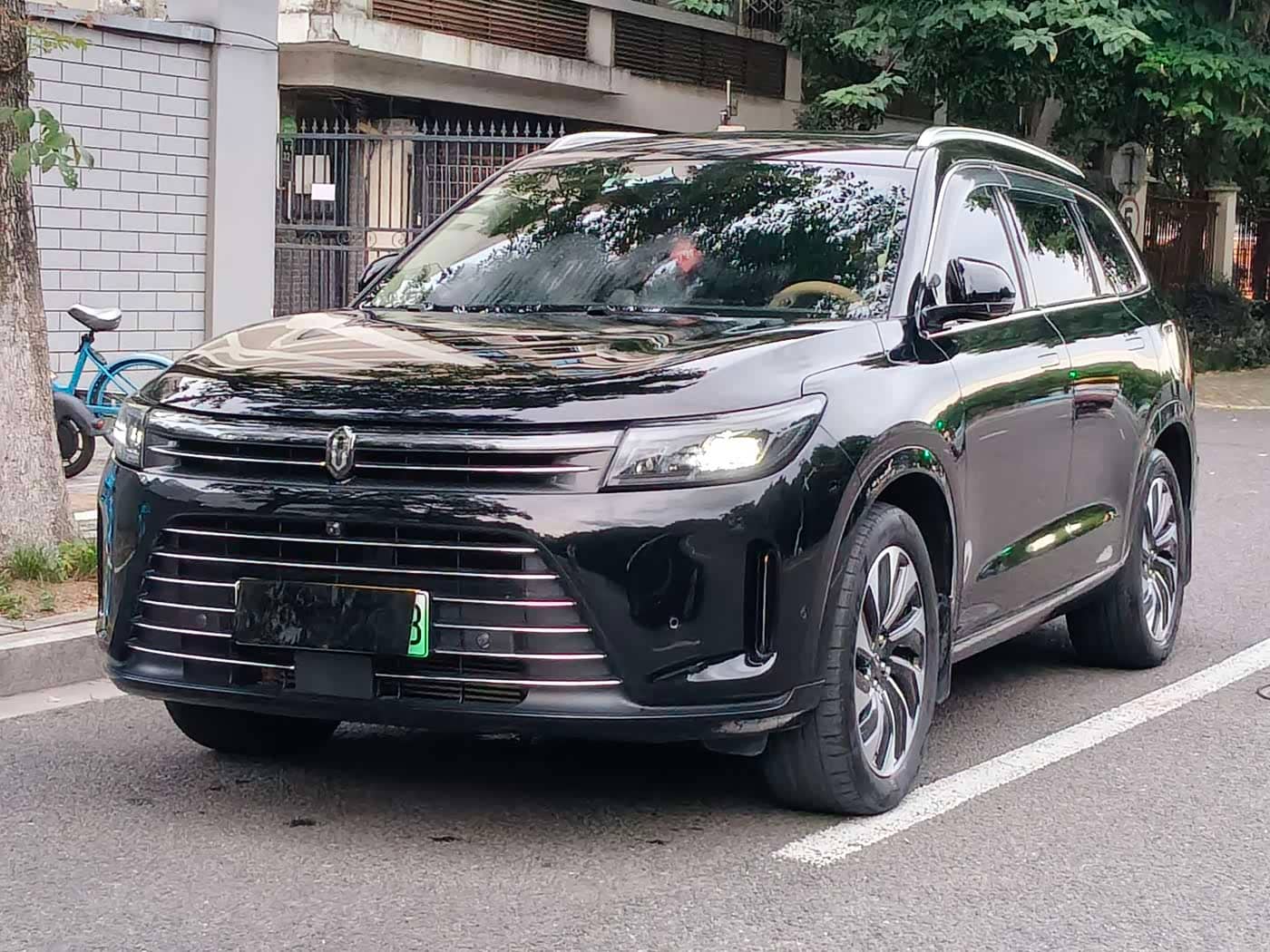 AITO Wenjie AITO M7