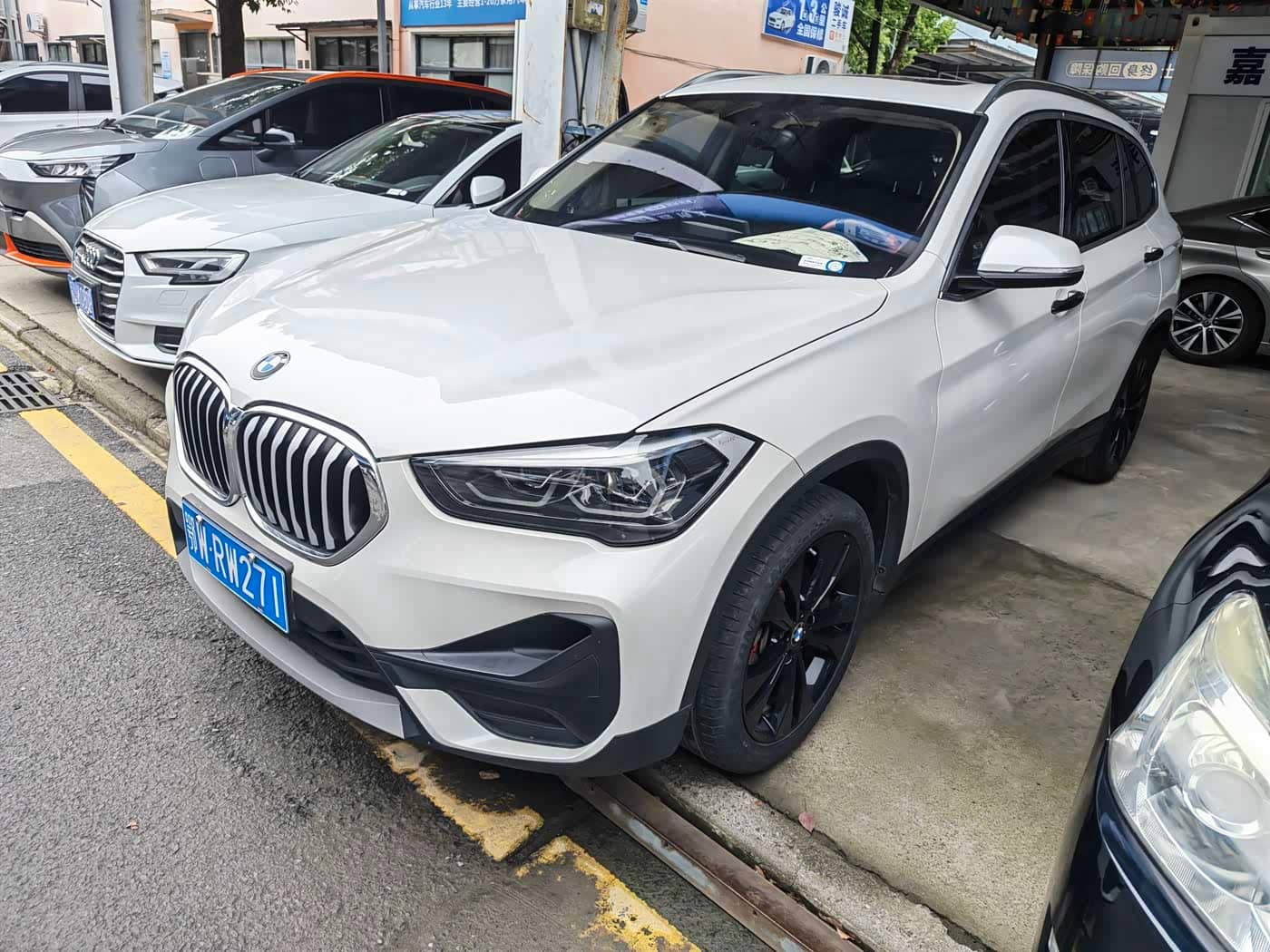 BMW X1