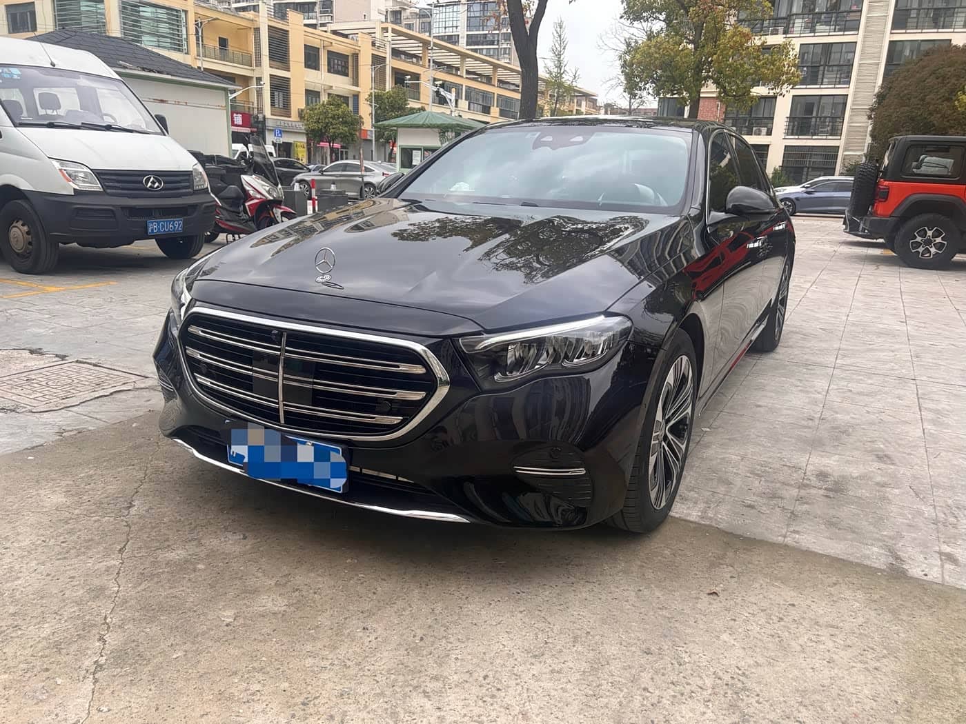 Mercedes-Benz E-Class