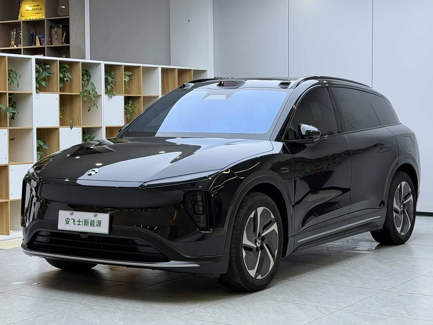 NIO ES6
