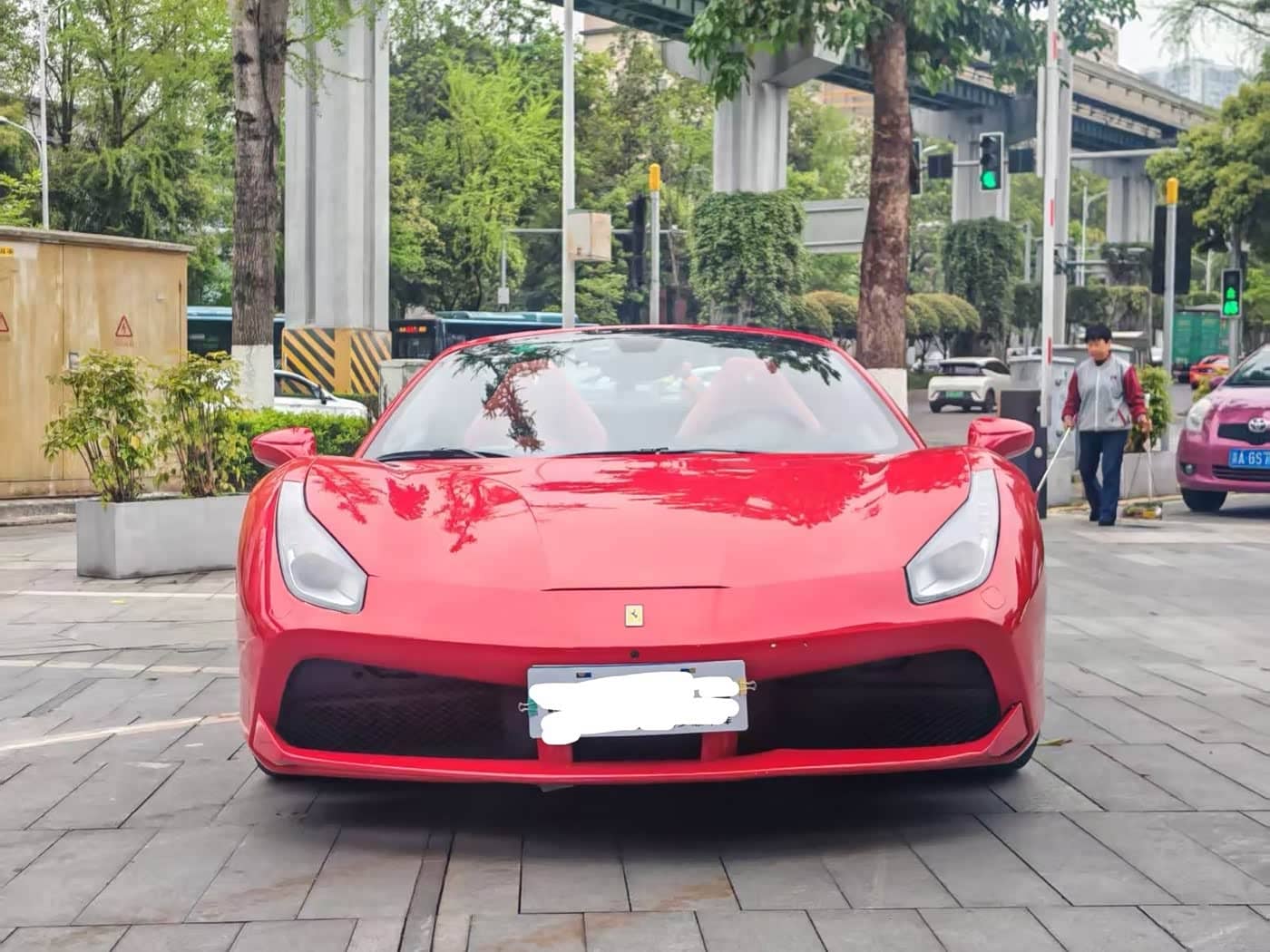 Ferrari 488