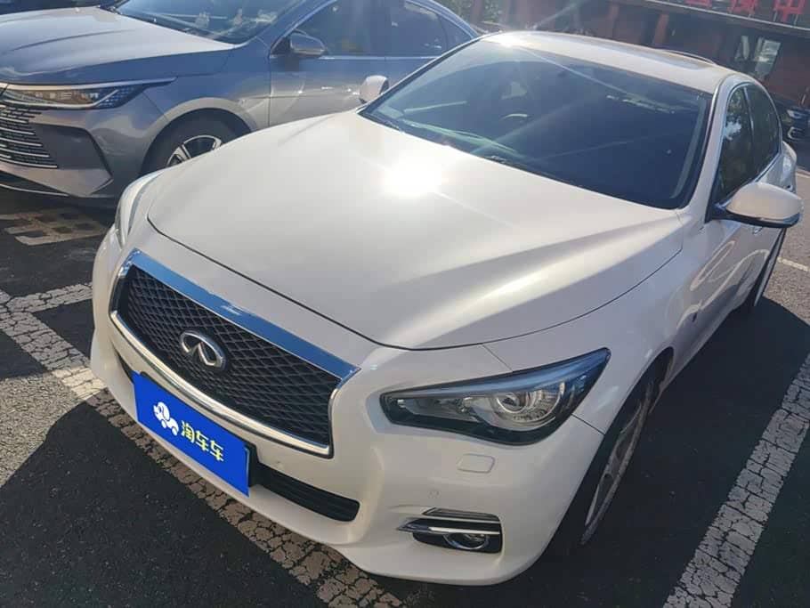 Infiniti Q50