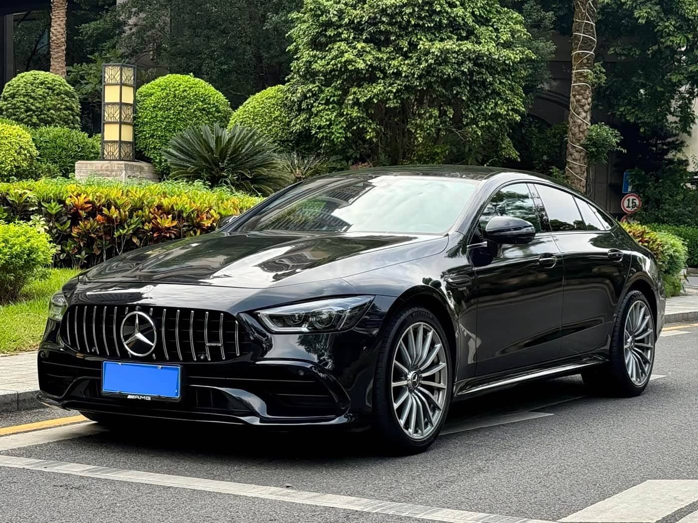 Mercedes-Benz AMG GT