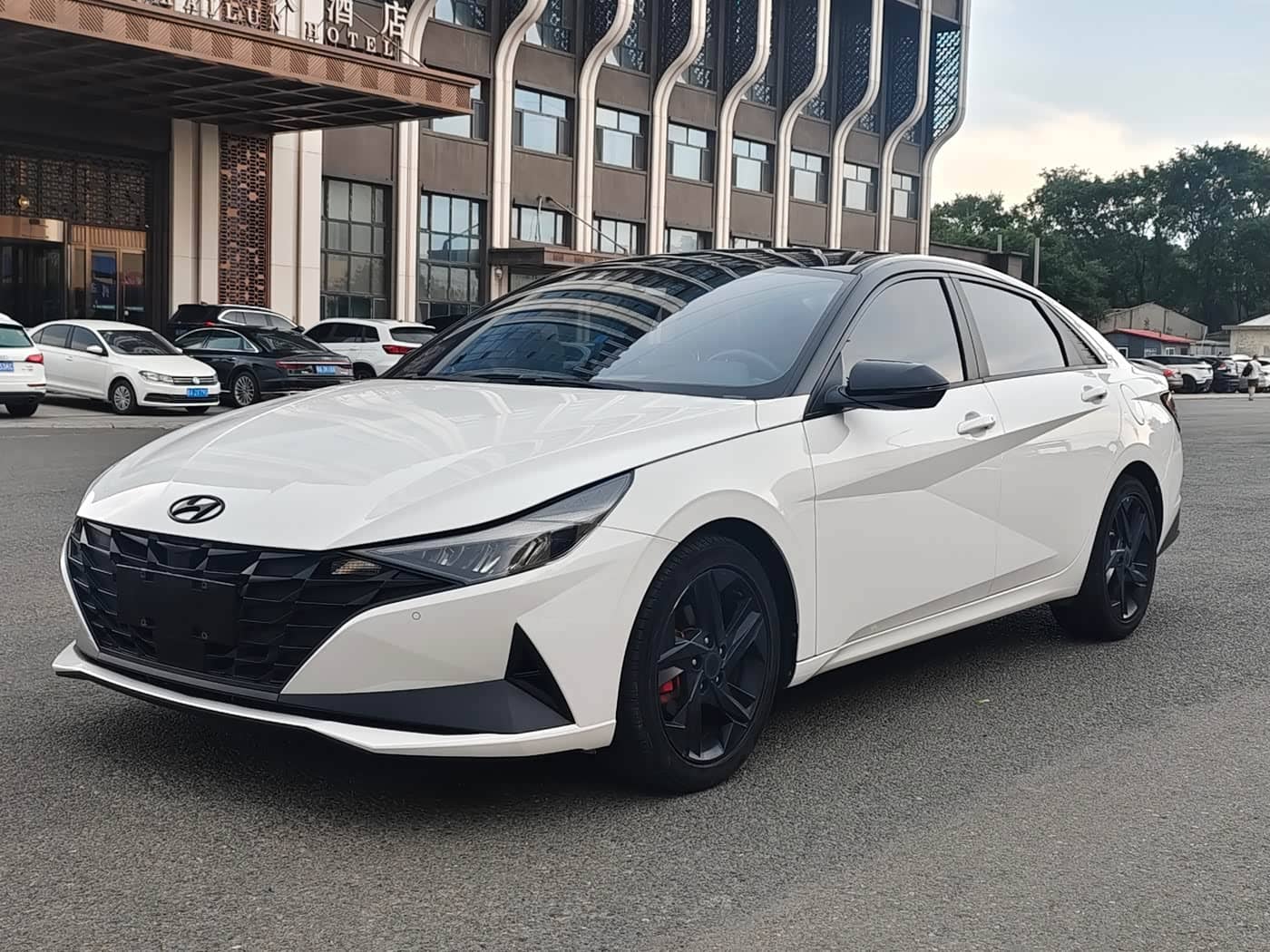 Hyundai Elantra