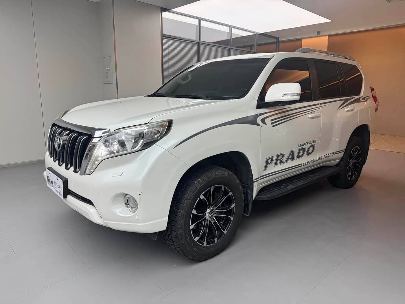 Toyota Prado
