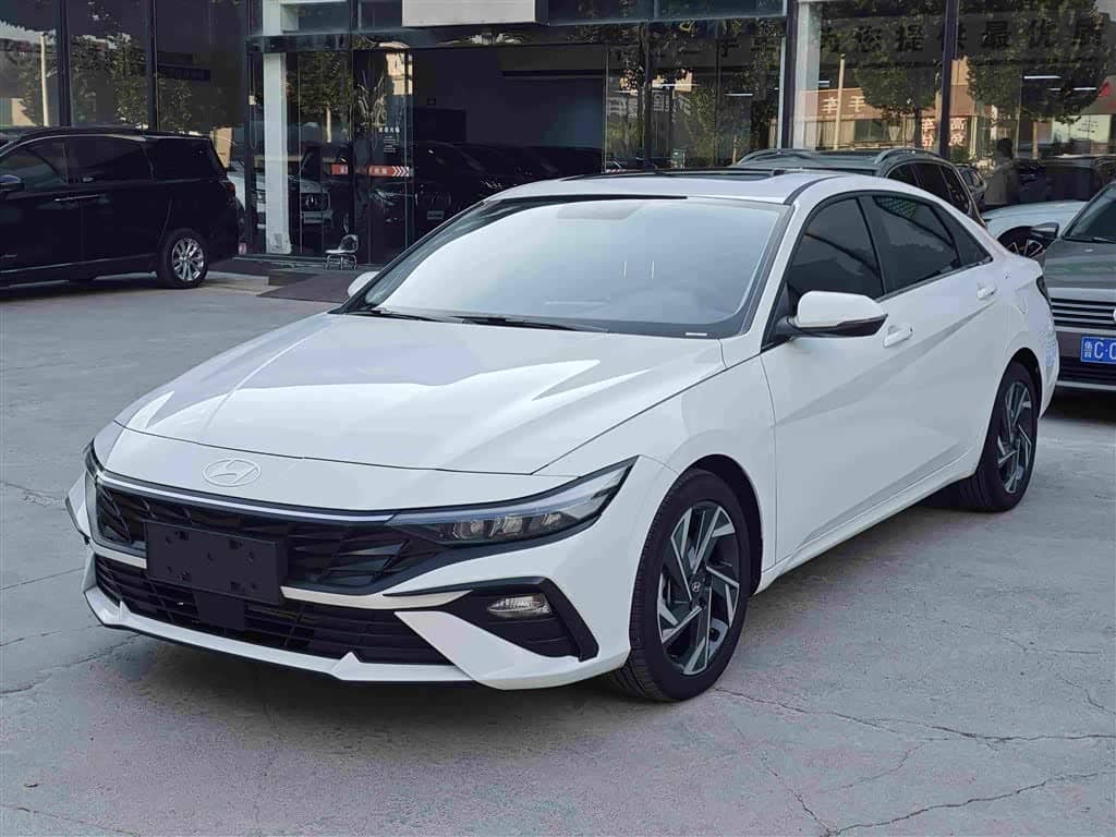Hyundai Elantra