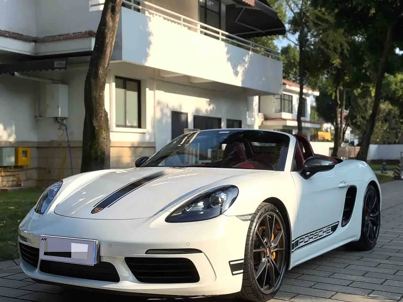 Porsche 718
