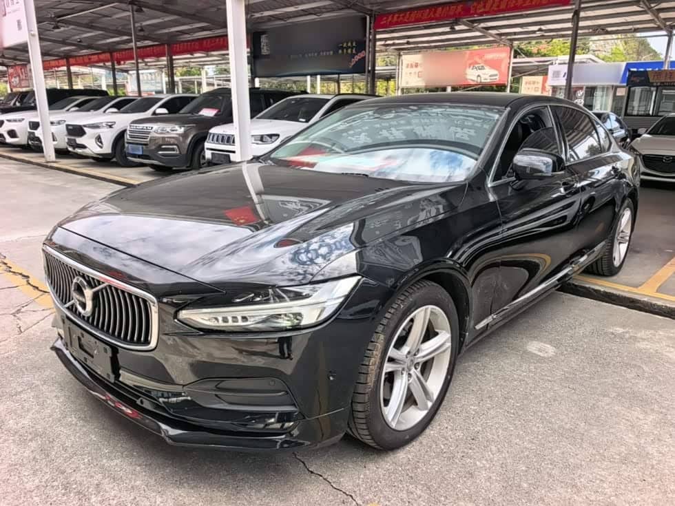 Volvo S90