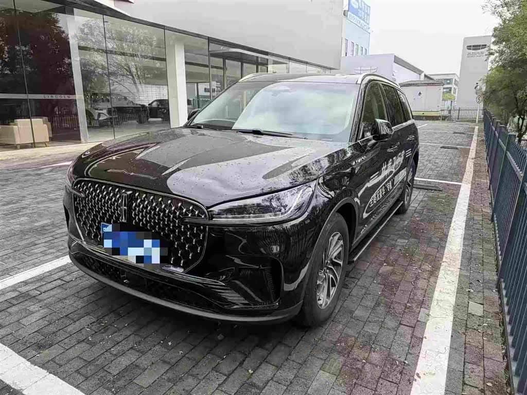 Lincoln Aviator