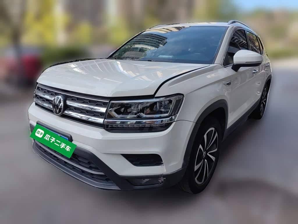 Volkswagen Tharu