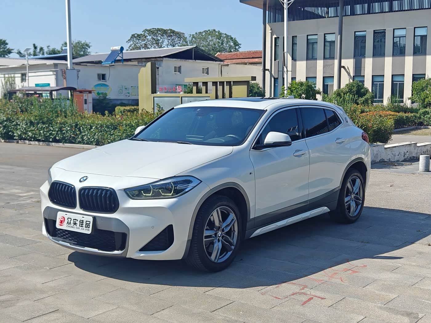 BMW X2