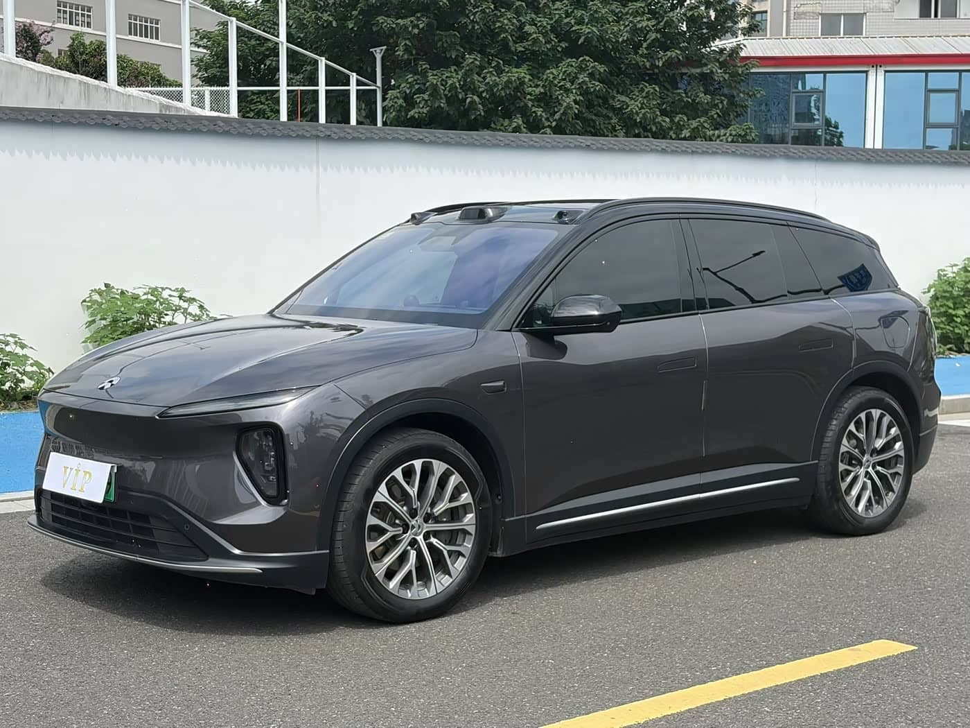 NIO ES6
