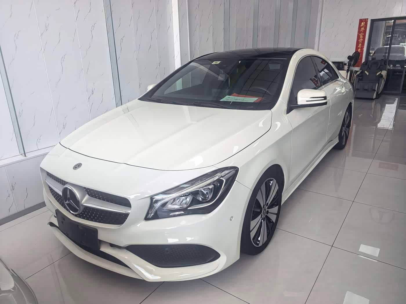Mercedes-Benz CLA