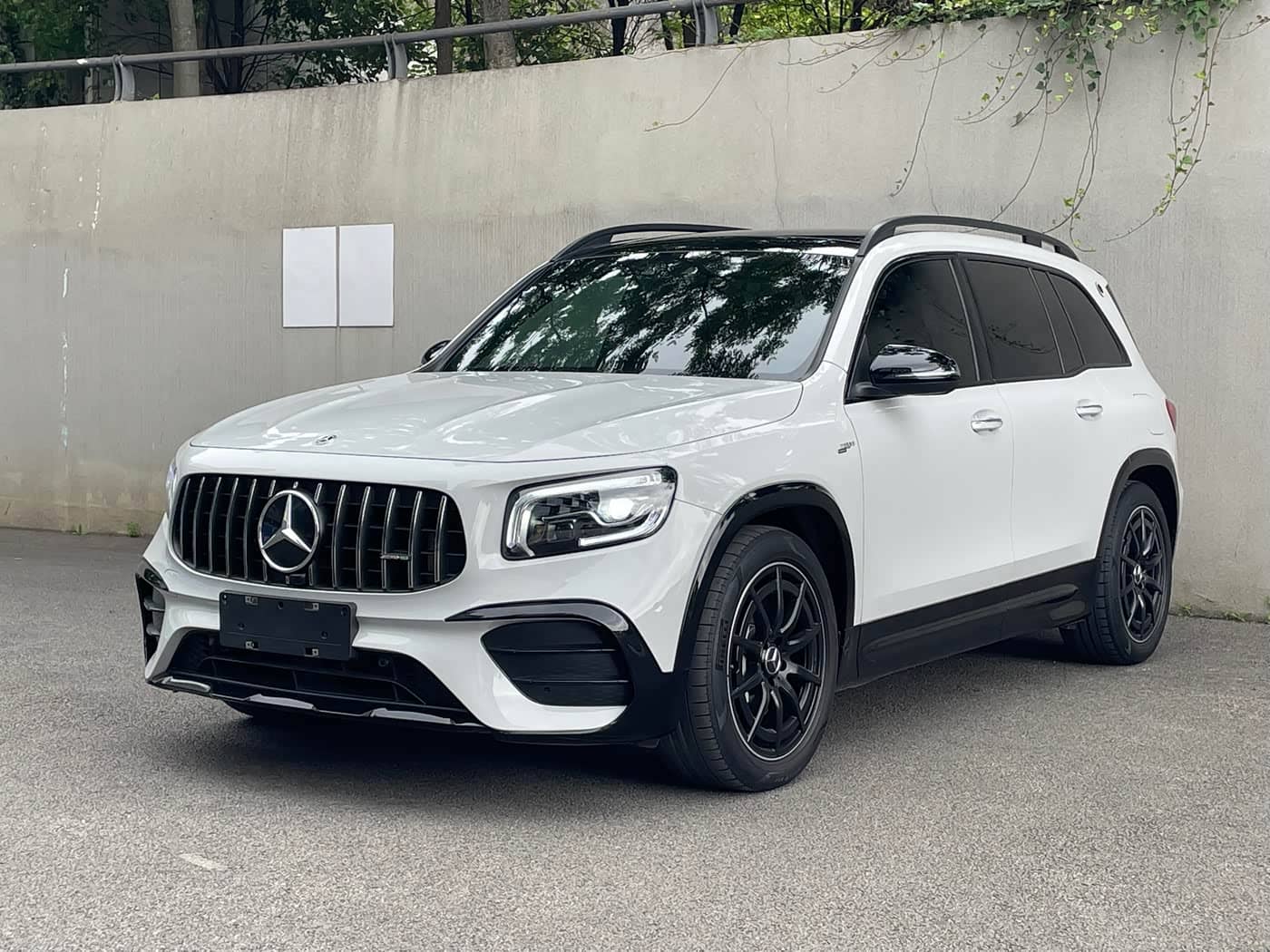 Mercedes-Benz GLB AMG