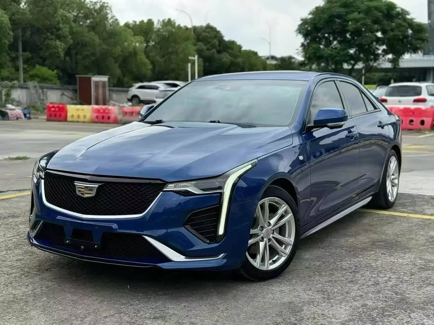 Cadillac CT4