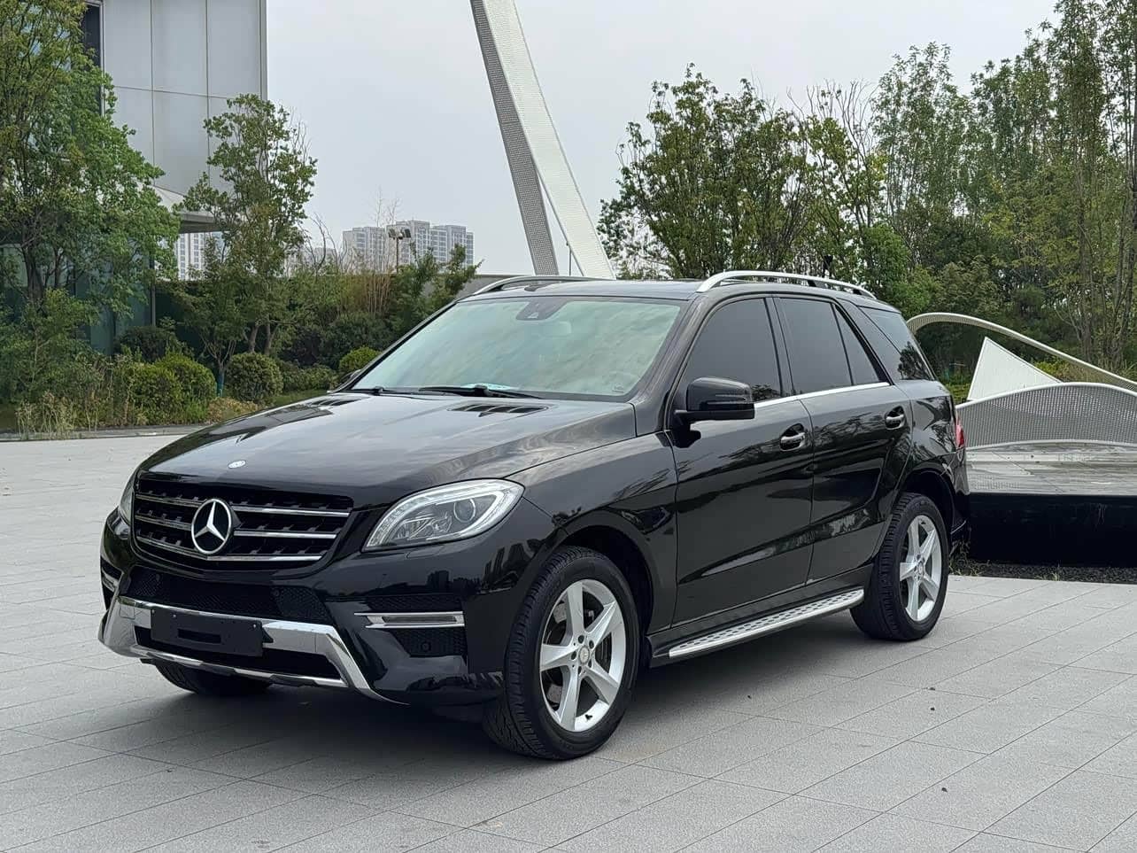 Mercedes-Benz M-Class