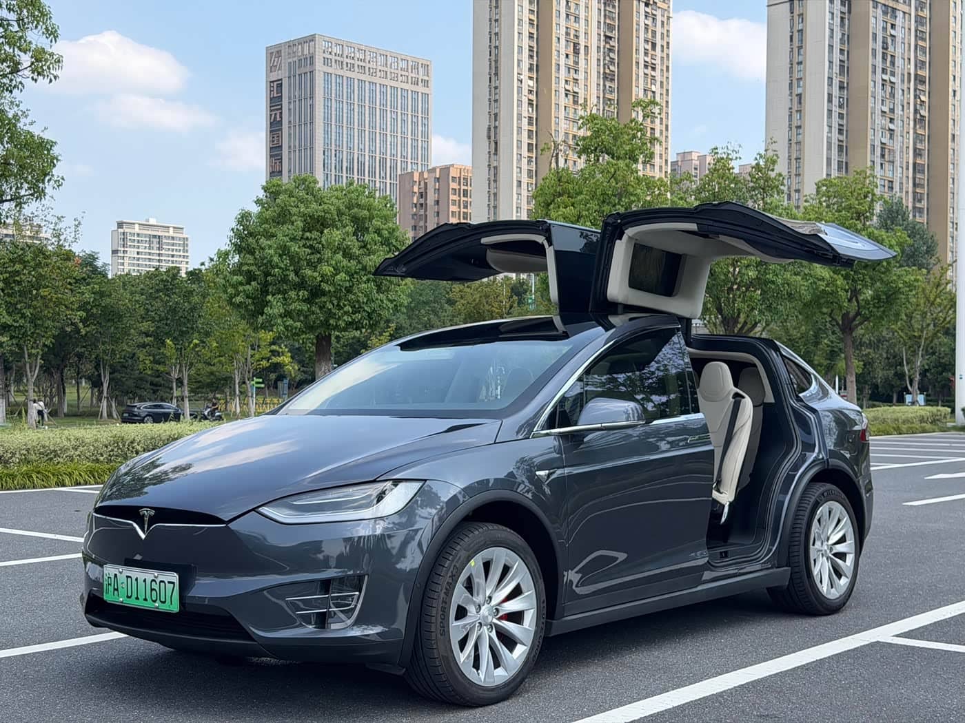 Tesla Model X