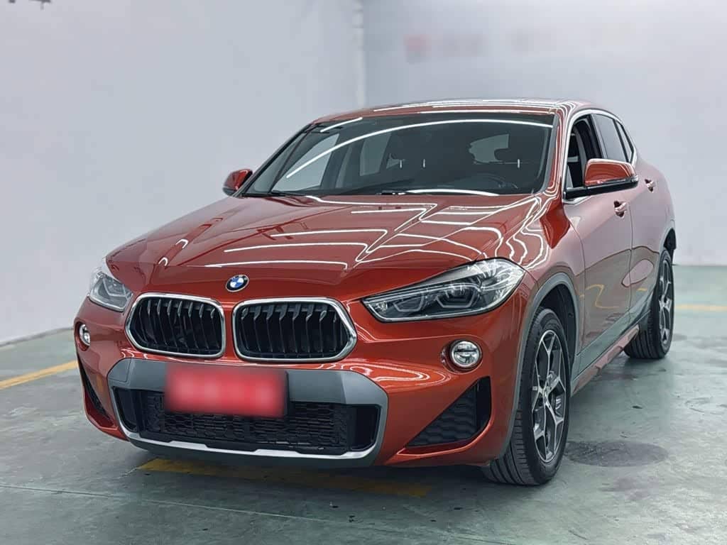 BMW X2