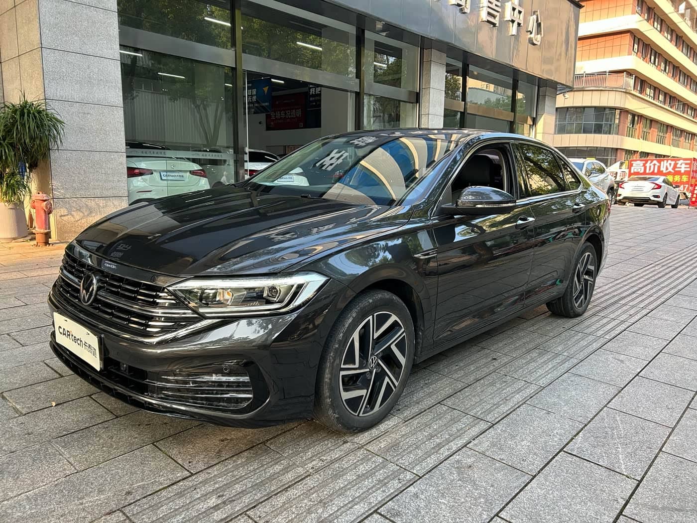 Volkswagen Sagitar