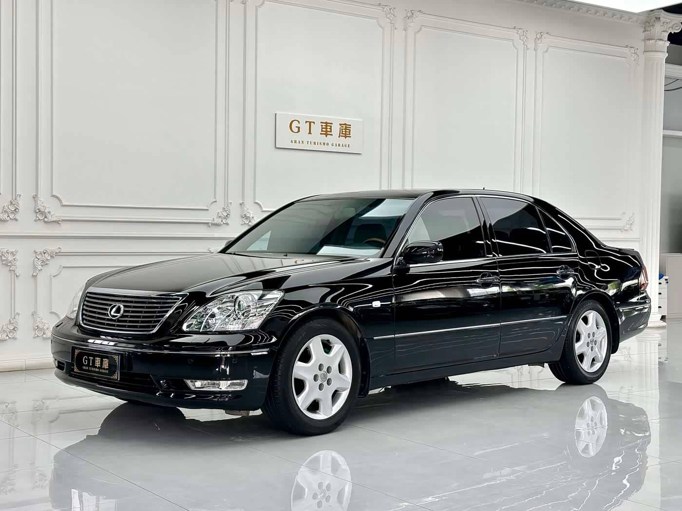 Lexus LS