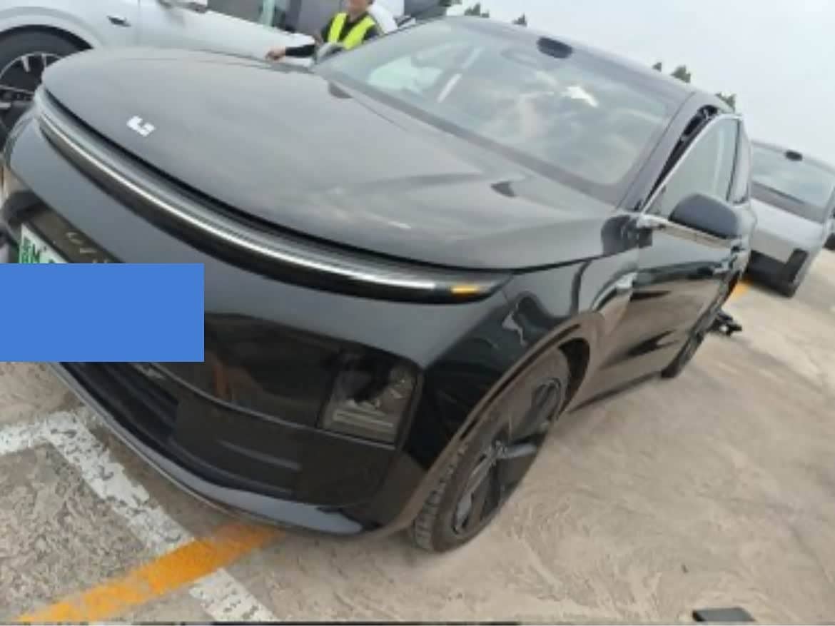 Li Auto L6