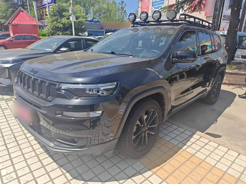 Jeep Grand Commander