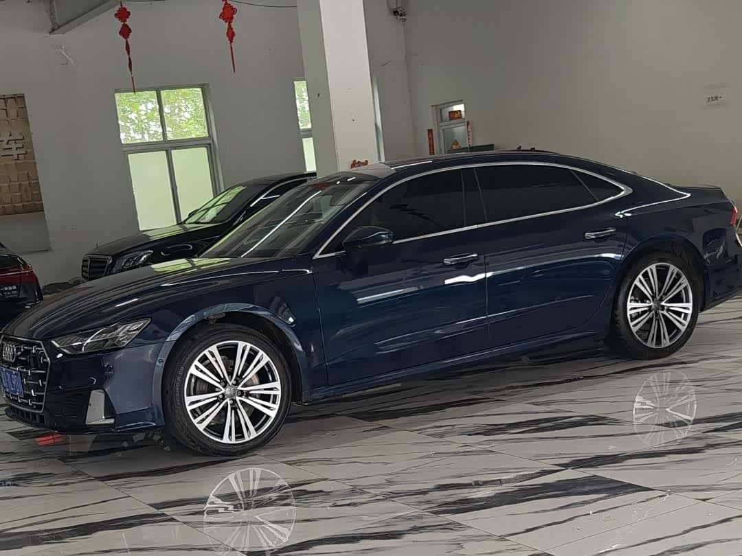 Audi A7L