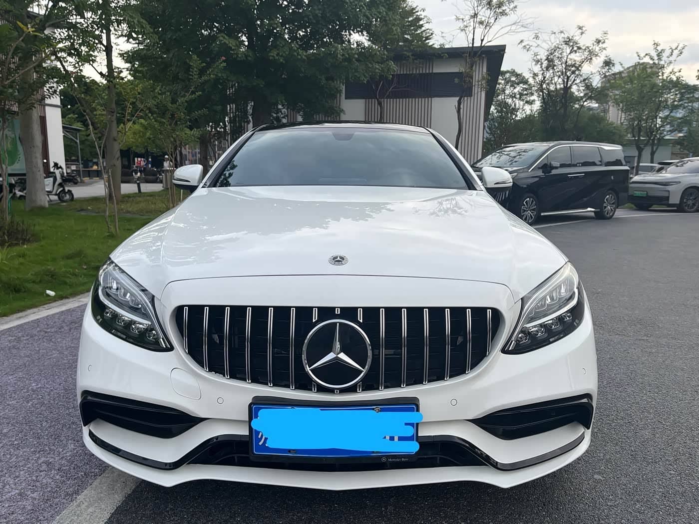 Mercedes-Benz C-Class