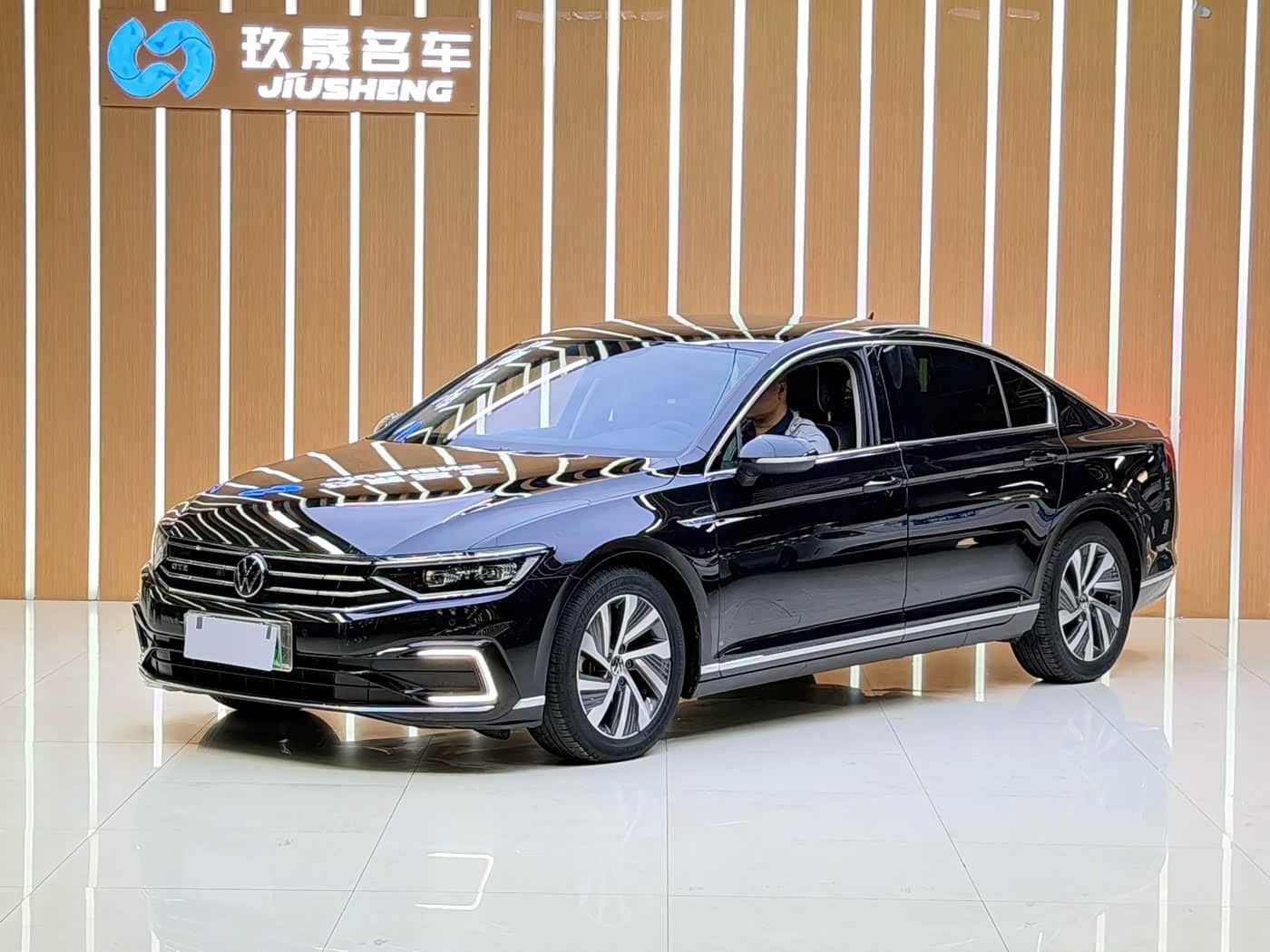 Volkswagen Magotan GTE Plug-in Hybrid