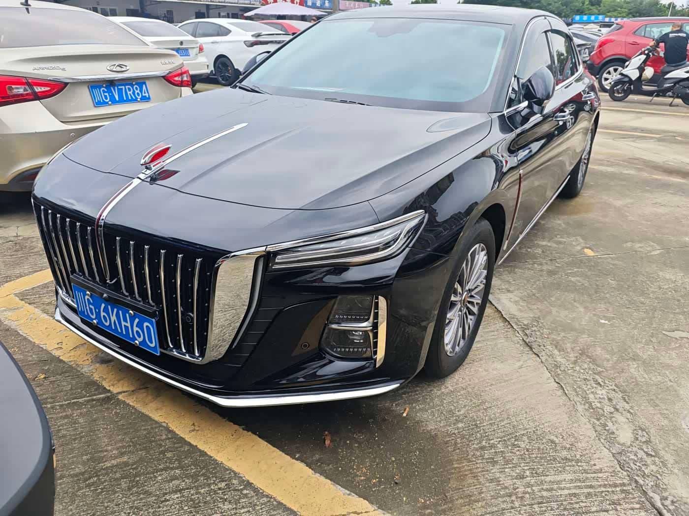 Hongqi H5