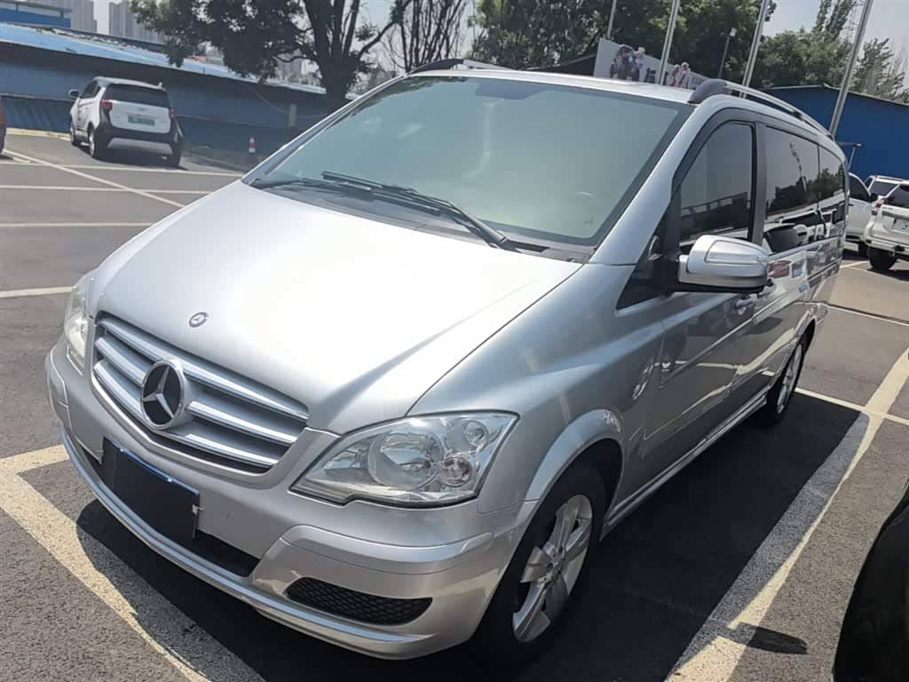 Mercedes-Benz Viano