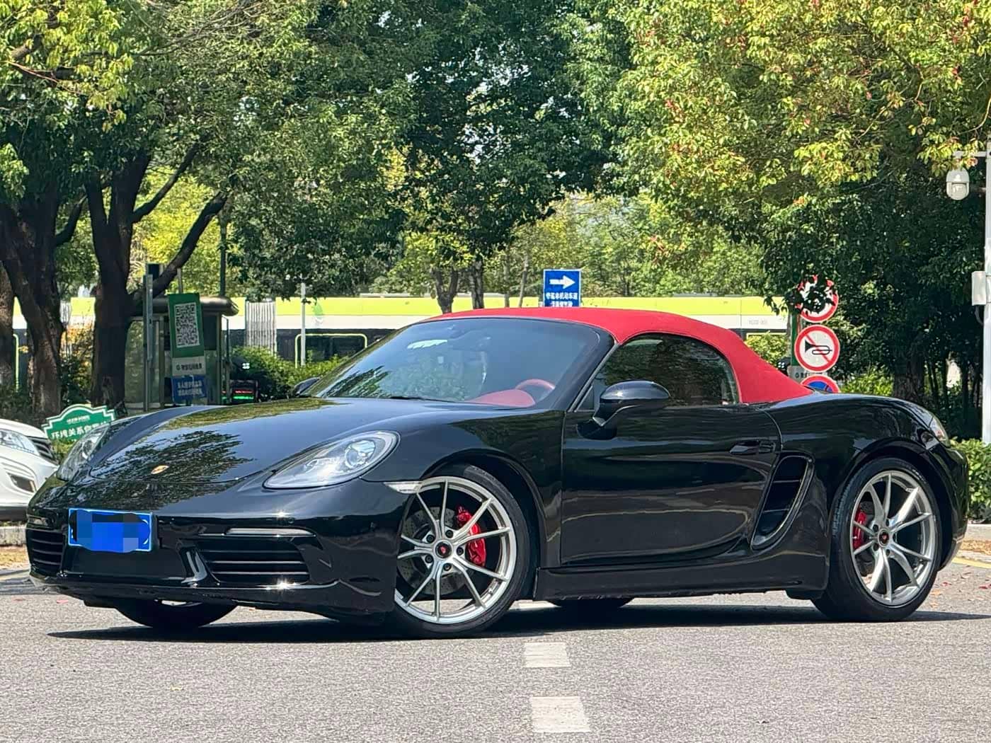 Porsche 718