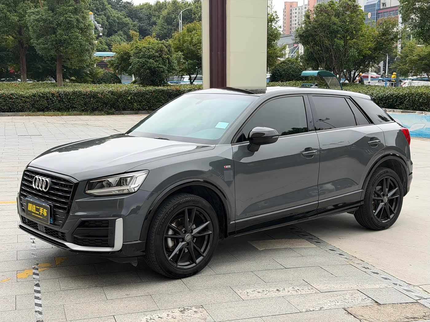 Audi Q2L