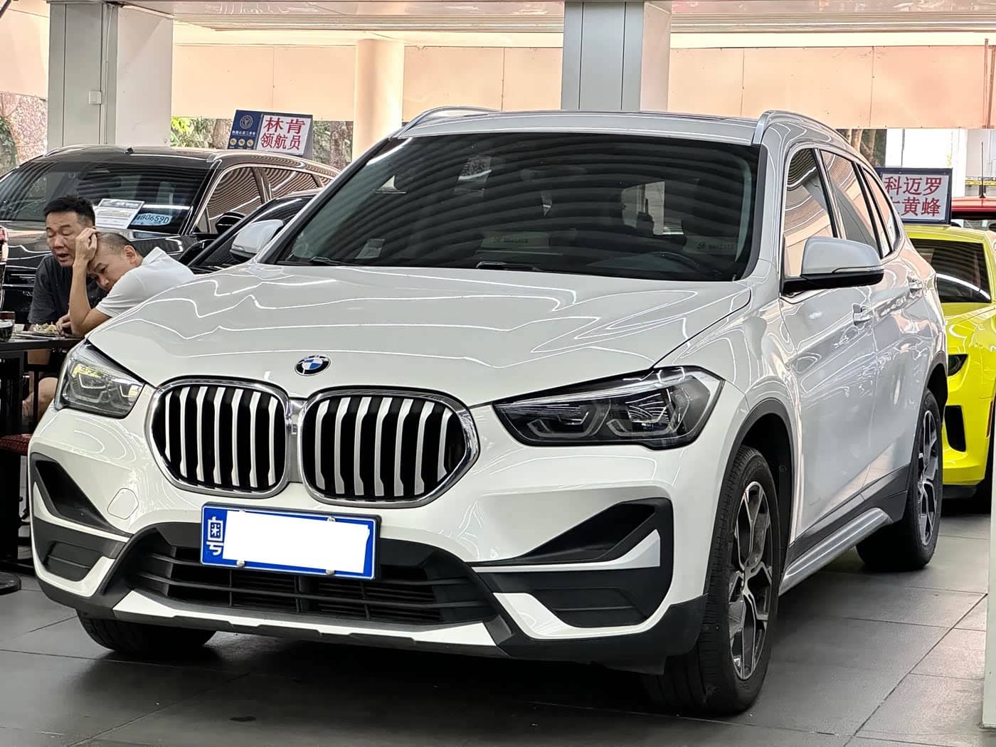 BMW X1